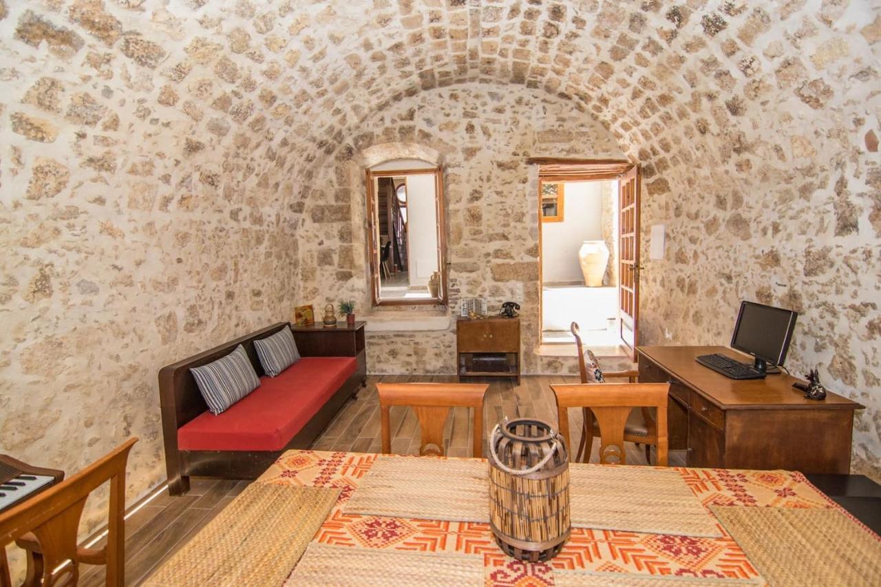 Maisonette City Center Iraklion Buitenkant foto
